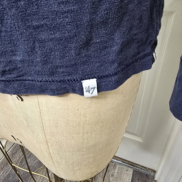 Red Sox 47 Brand Navy Long‎ Sleeve Hoodie Graphic Shirt L - Picture 3 of 13